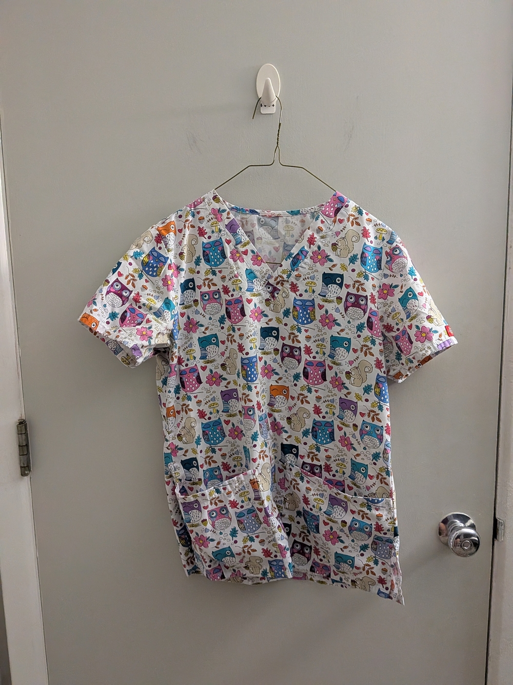 WonderWink Multi-Colored Owl & Woodland Print Scrub Top XS Nurse Peds CNA Vet